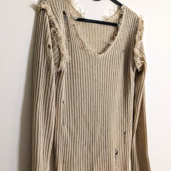 Distressed Sweater - Picture 3 of 5